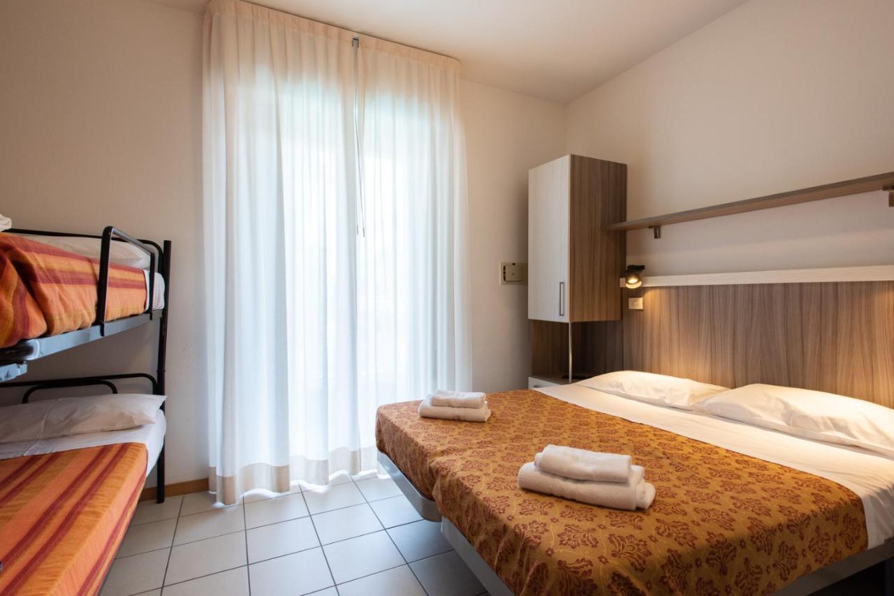 Hotel Consul - Family Hotel ริชโชเน ภายนอก รูปภาพ